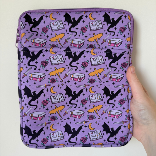 Romantasy Kindle Book Pouch